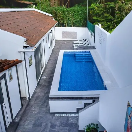 Guest house Vale Dos Encantos *