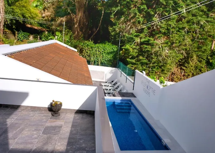 Vale Dos Encantos Pensionat Furnas (Azores)