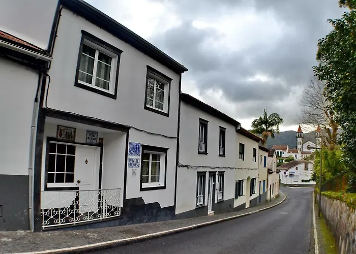 Vale Dos Encantos Furnas (Azores)